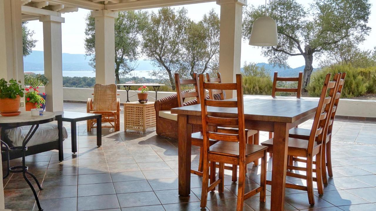 Olive Bay Hilltop Apartments Amoliani Bagian luar foto