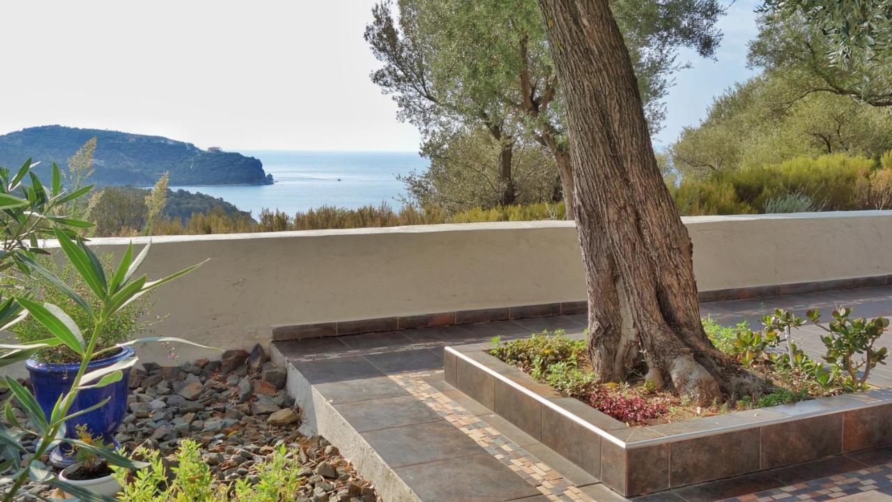 Olive Bay Hilltop Apartments Amoliani Bagian luar foto