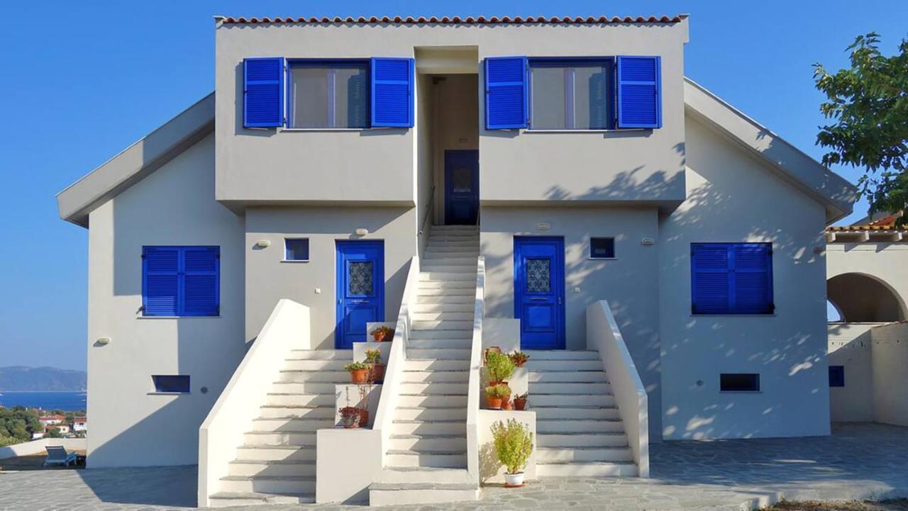 Olive Bay Hilltop Apartments Amoliani Bagian luar foto