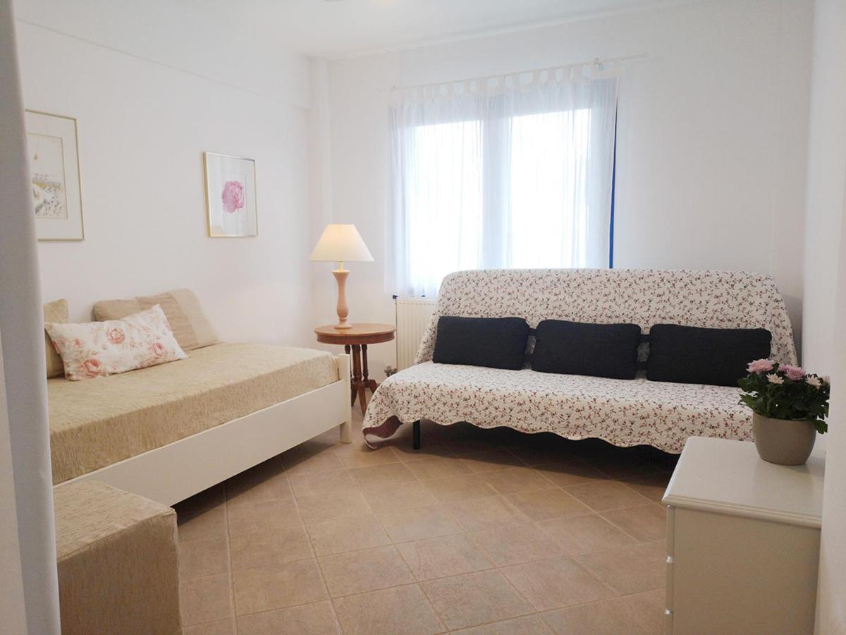 Olive Bay Hilltop Apartments Amoliani Bagian luar foto